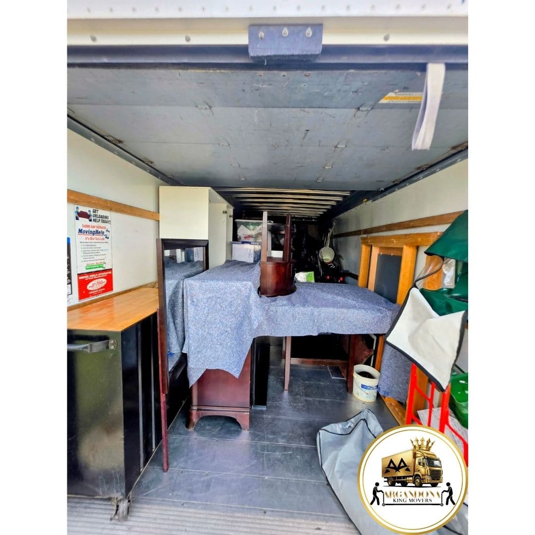 ARGANDONA KING MOVERS furniture protection job